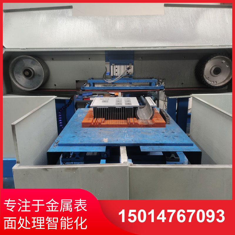 鋁(lv)材(cai)直(zhi)紋拉(la)絲機定製