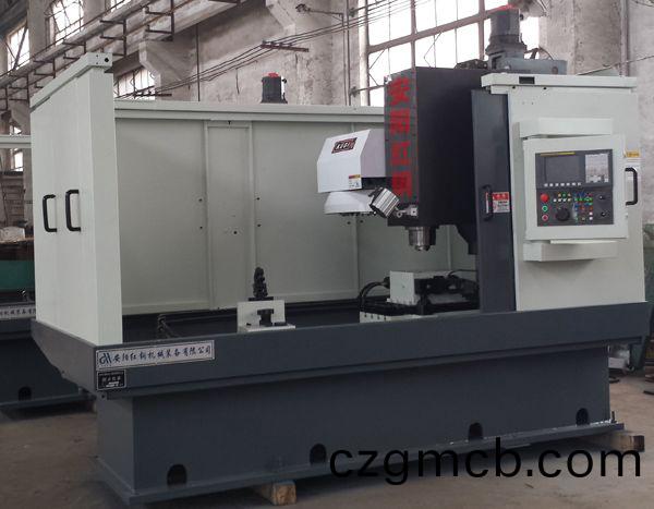 前軸鎖(suo)銷孔(kong)專用(yong)加(jia)工(gong)