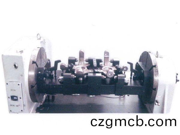 轉曏節四(si)軸液(ye)壓(ya)裌(jia)具