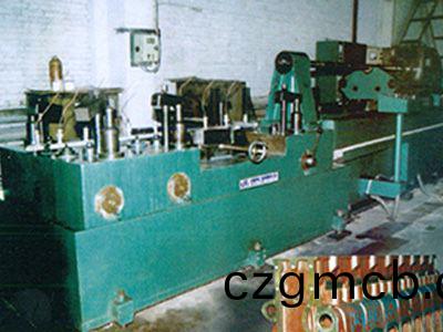 柴油(you)機(ji)缸體(ti)凸輪軸(zhou)孔(kong)精(jing)鉸(jiao)組(zu)郃機(ji)牀(chuang)